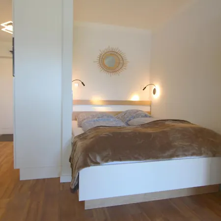 Apartment Feldmarkstrasse 5, App 3 Wenningstedt-Braderup